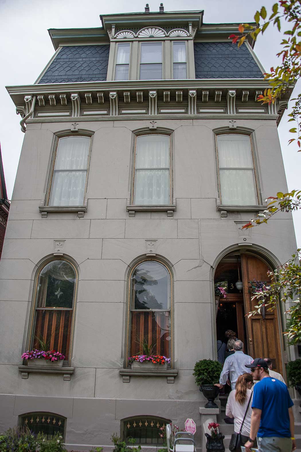 Hyperblogal Lafayette Square Homes Tour Volume 4