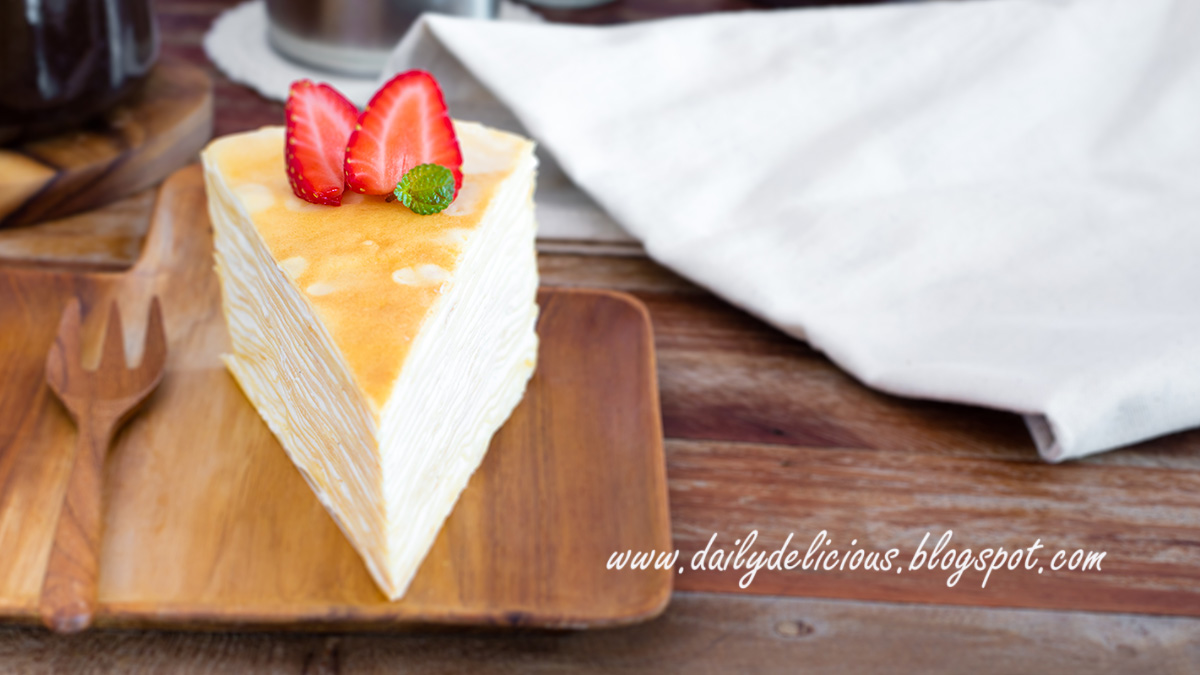 dailydelicious 20+ layers Vanilla Crepe Cake