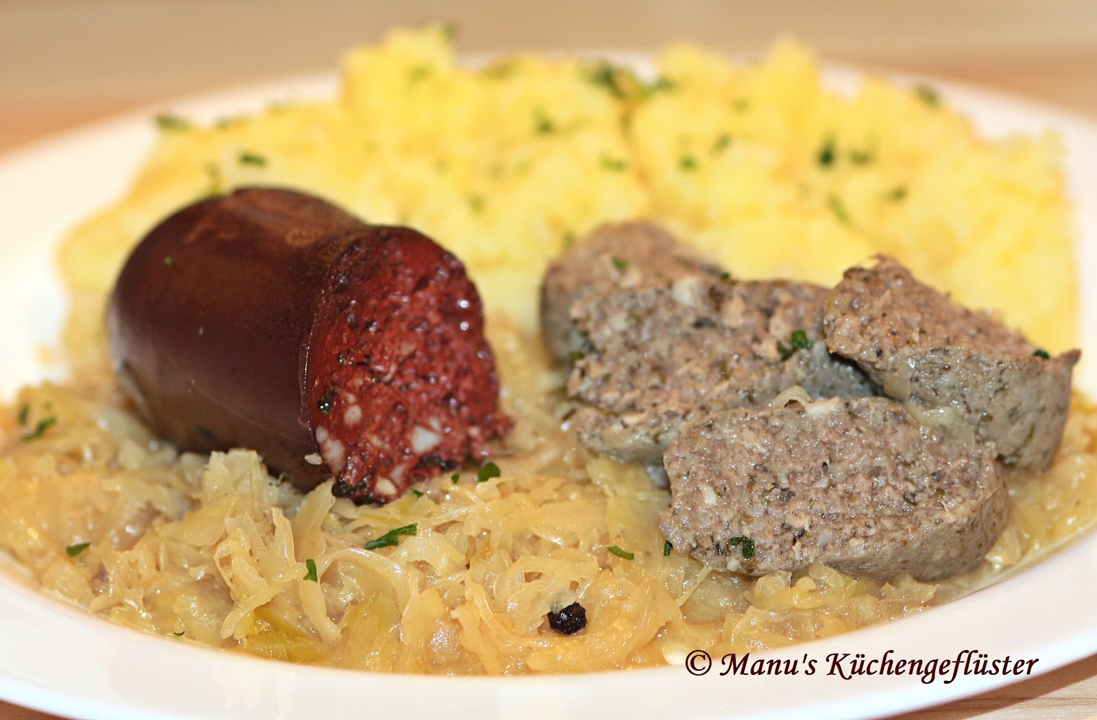 Blut Und Leberwurst Kochen Wie Lange Manus Küchengeflüster: Blut- und Leberwürscht mit Sauerkraut