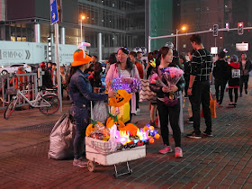 woman selling Halloween-related items in Changsha