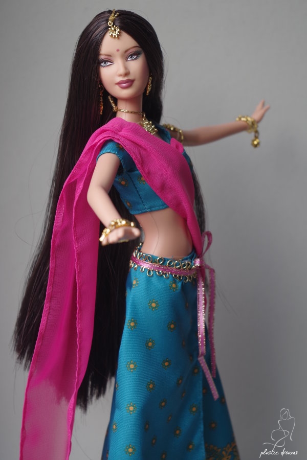 Plastic Dreams Barbie et miniatures Diwali Barbie Doll