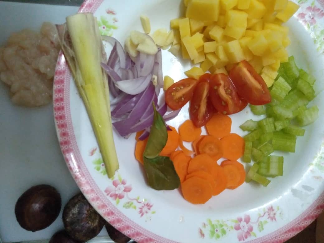 Nuha Food Journey Tomyam Baby Dari Diri Dhiya