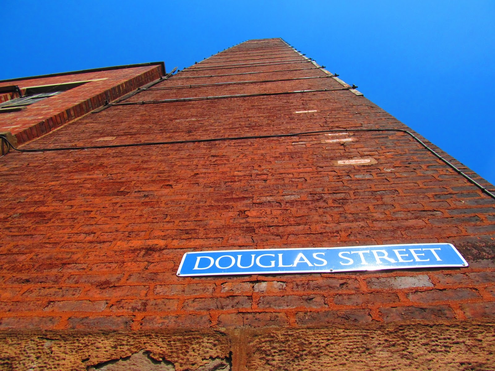 Dundee Photos City of Discovery Lochee RoadDouglas Street Dundee