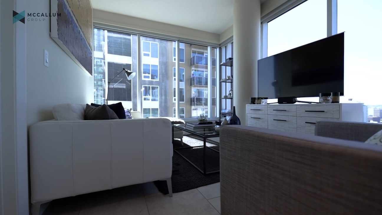 12 Photos vs. 16th Floor Downtown Calgary Condo Interior Design Tour