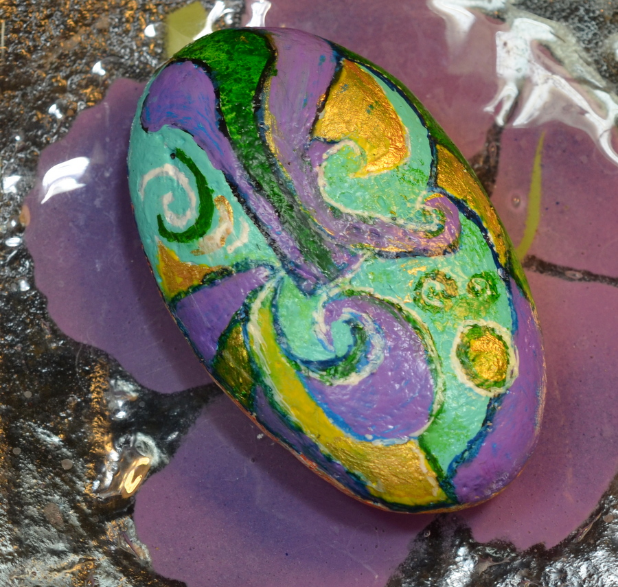 Nancy's Arts & Crafts Painting on Rocks with Acrylics