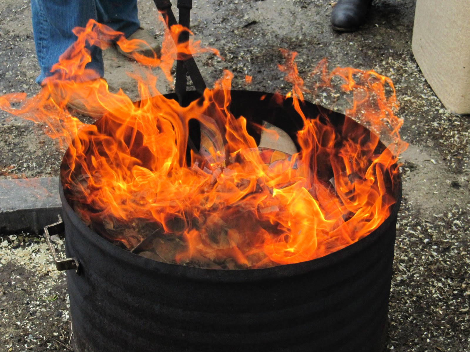 Bibi Art Deco: Raku Firing