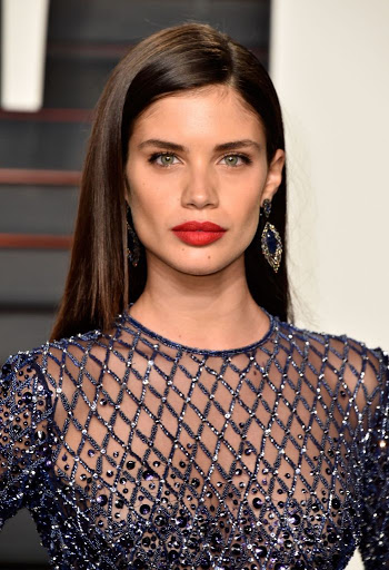 Sara Sampaio in Zuhair Murad at Vanity Fair Oscar 2016 Party in Beverly Hills victoria secret angel sara sampaio sexy best red carpet dresses 2016 vanity fair oscar party