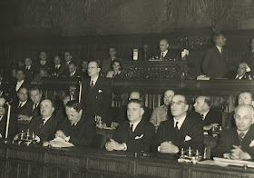 Prime minister Alcide de Gasperi addresses the Consituent Assembly in 1946. Mattei is in the third row, just behind him