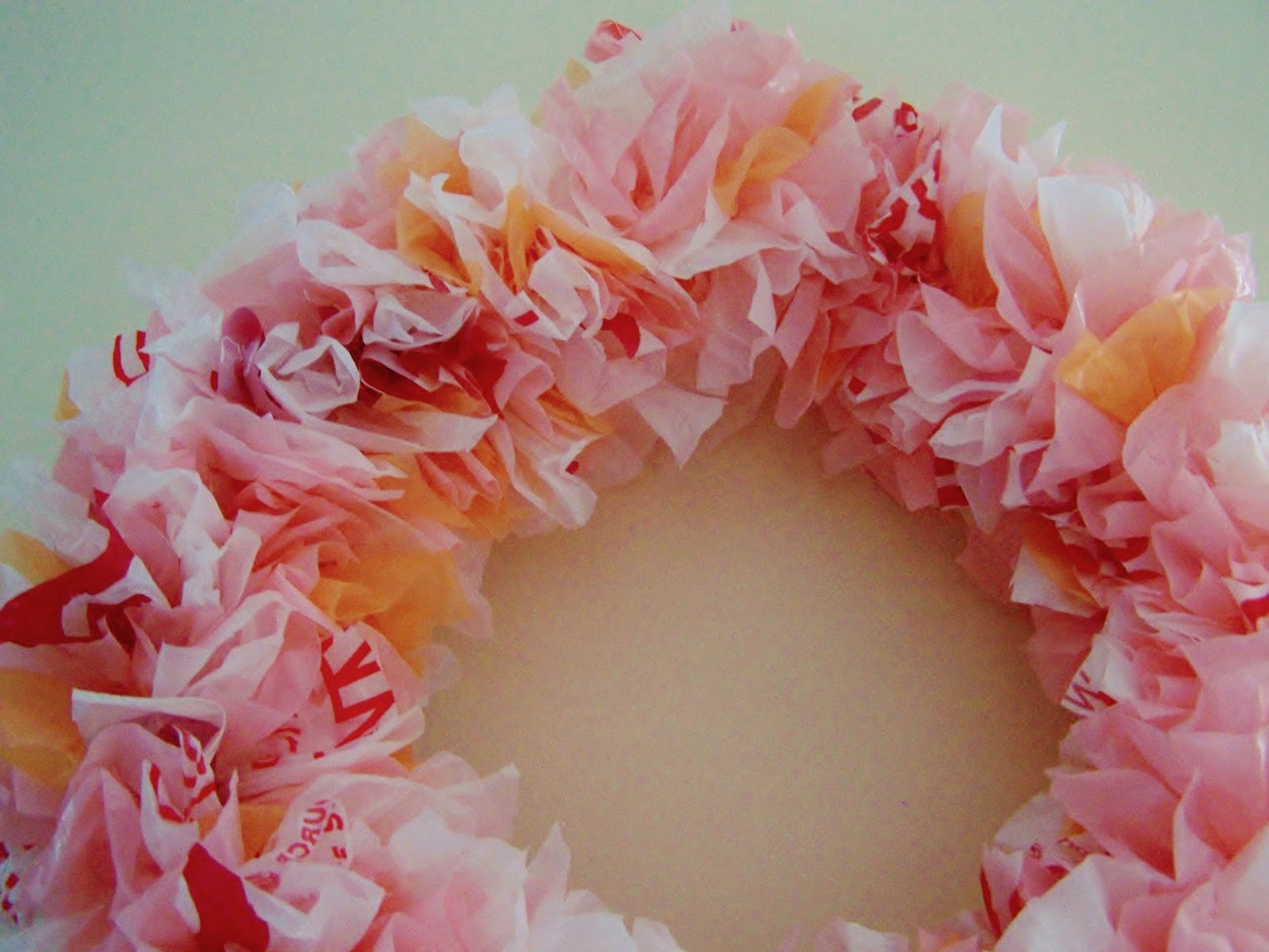repurpose relove: Upcycled Plastic Bag Valentine's Day Wreath