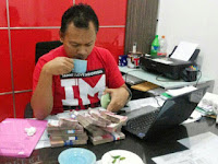 https://3.bp.blogspot.com/-EODafvZ9OVQ/WBaXco9EbmI/AAAAAAAAAPg/7lMkph2vk_0wUEwIty56V9_9Deud2iUTwCLcB/s200/Dedy.jpg