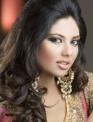 Top-20 Beautiful Pakistani Women Photo gallery