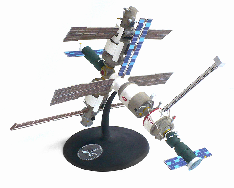 125 Heller International Space Station