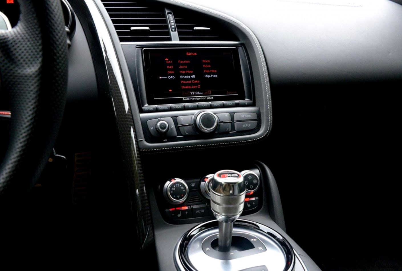 2016 Audi R8 Interior