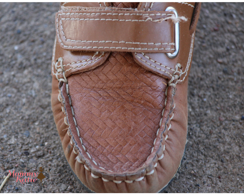 #Giveaway Kids Shoes from Venettini | Mommy Katie