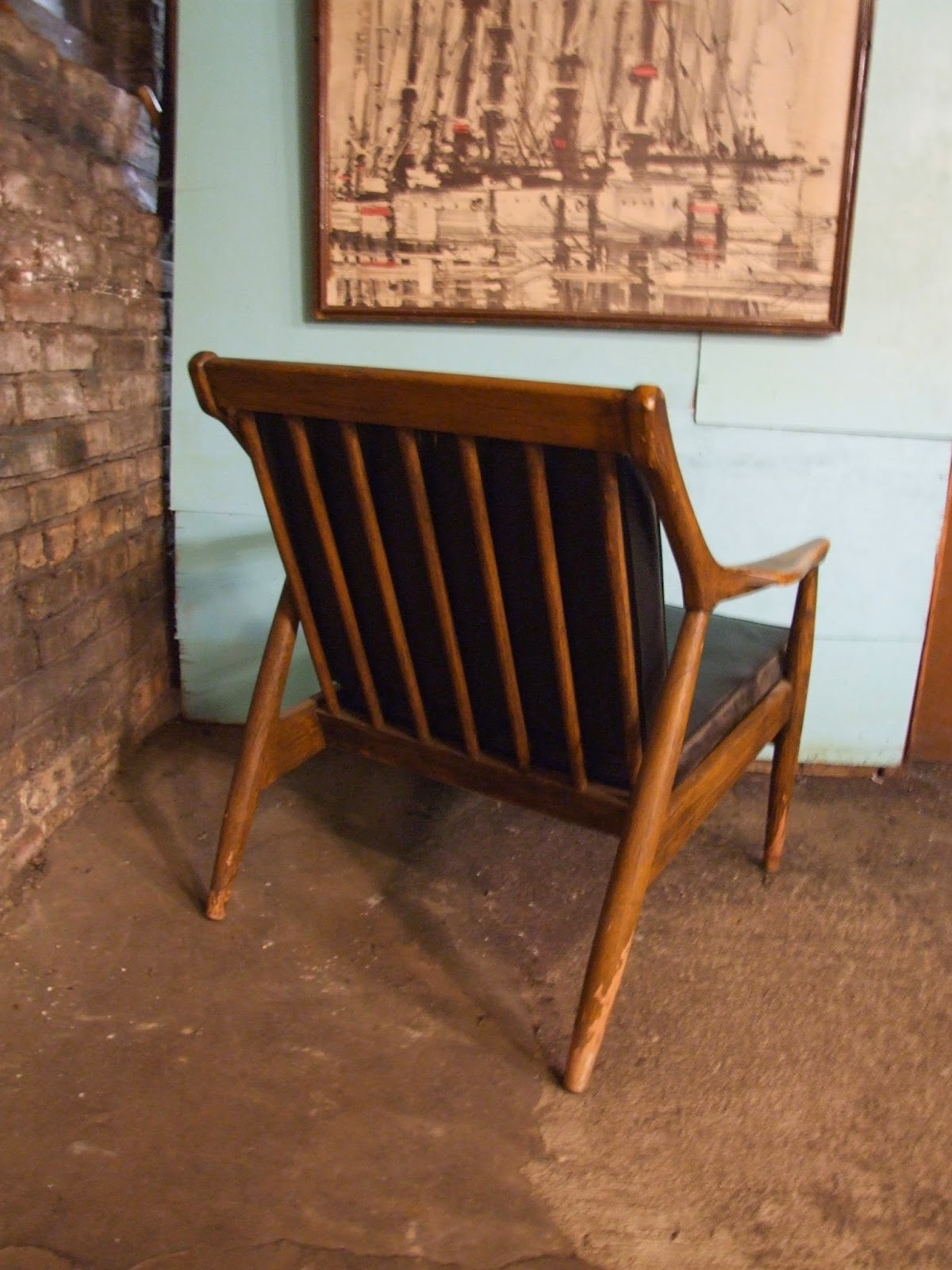 Mid Century Chicago Wooden Lounge Chair