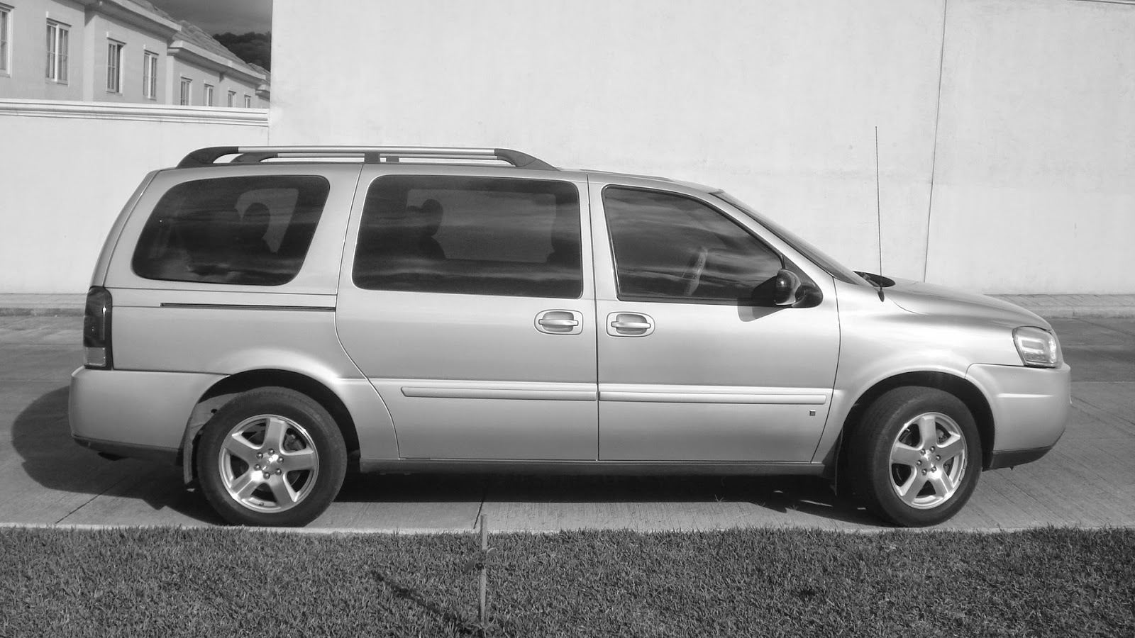 importmym-chevrolet-venture-limited-2008
