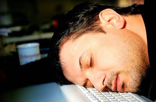 Các tư thế ngủ khiến nam giới bị yếu sinh lý
