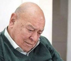 صور : وفاة الفنان المصري أحمد رمزي في مسكنة الخاص 