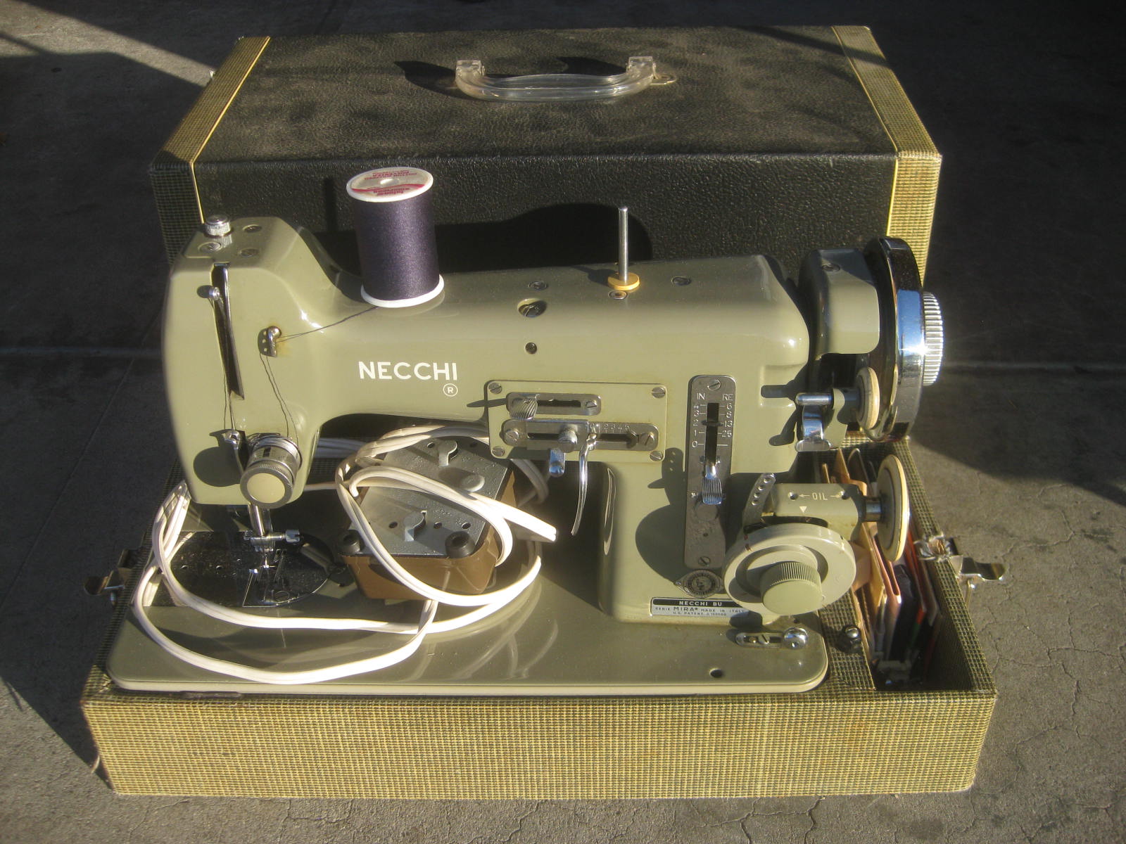 UHURU FURNITURE & COLLECTIBLES: SOLD - Vintage Necchi Portable Sewing