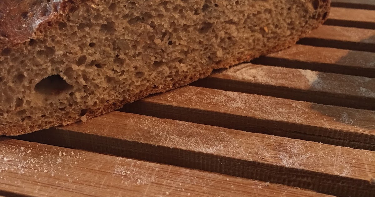 Lenes Brotblog: Krustenbrot mit Sonnenblumenkernen Lenes Brotblog: Krustenbrot mit Sonnenblumenkernen