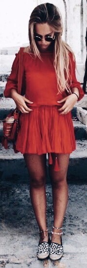 red shade fashion / summer trends 