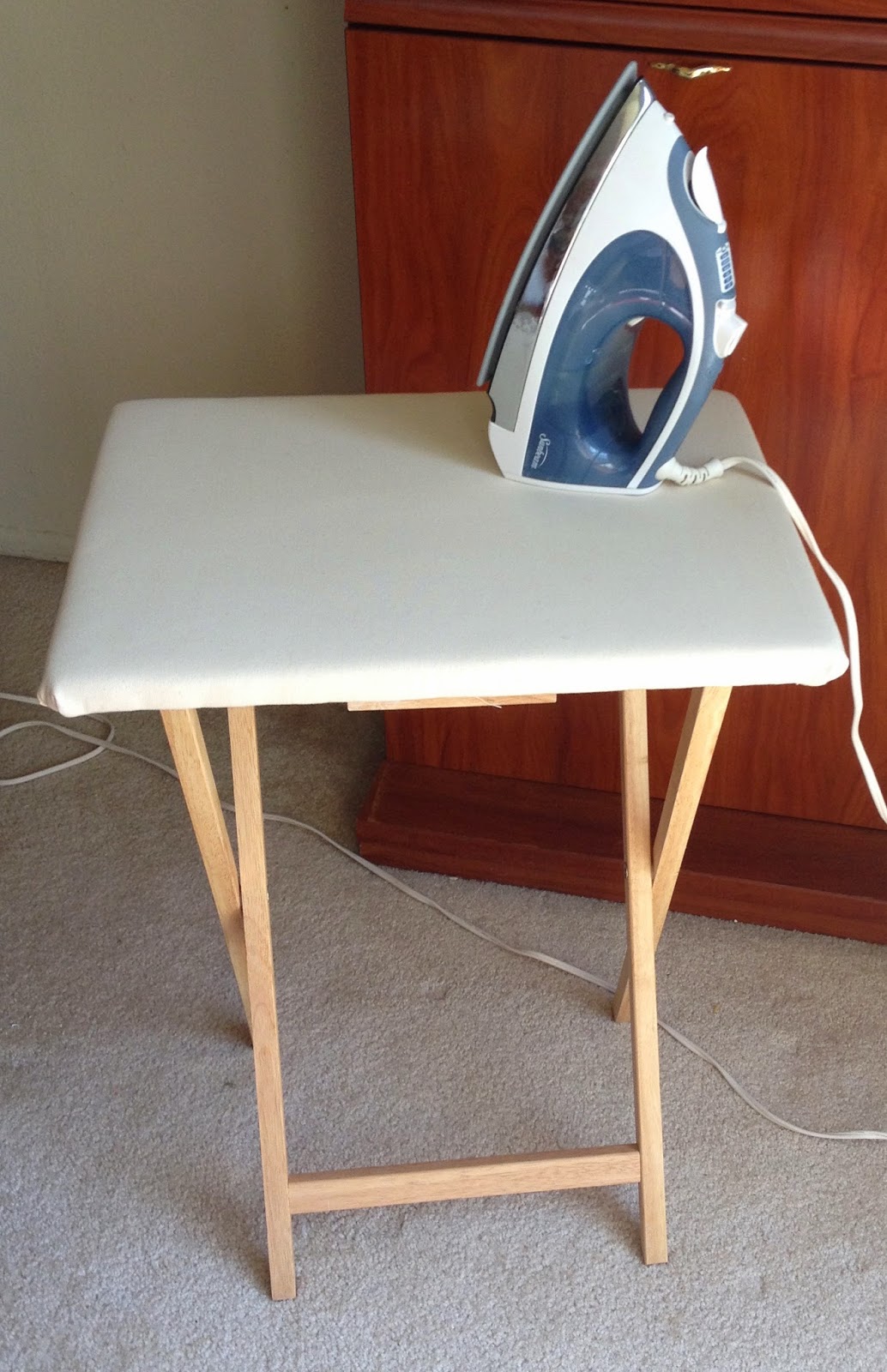 MagicXstitch Cómo hacer una mesa plegable de planchar Tutorial