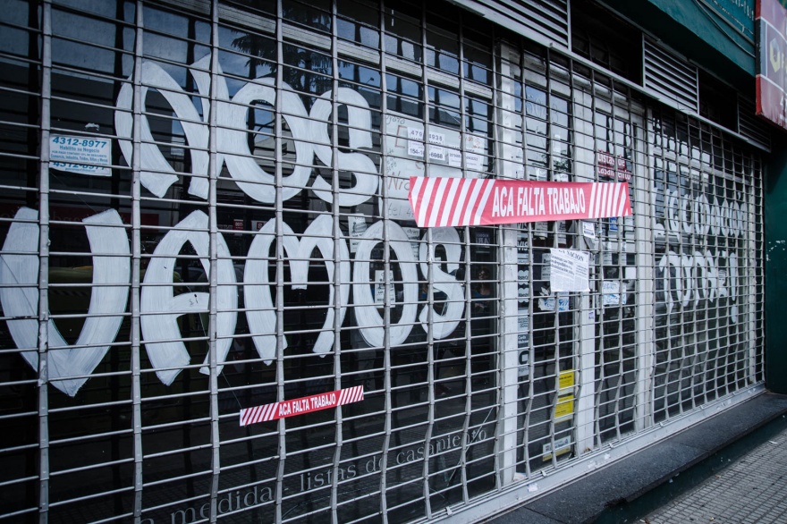 Buenos Aires. Durante Enero cerraron sus Puertas 82 Comercios por Día: La Recesión y la Crisis Económica no se detienen.