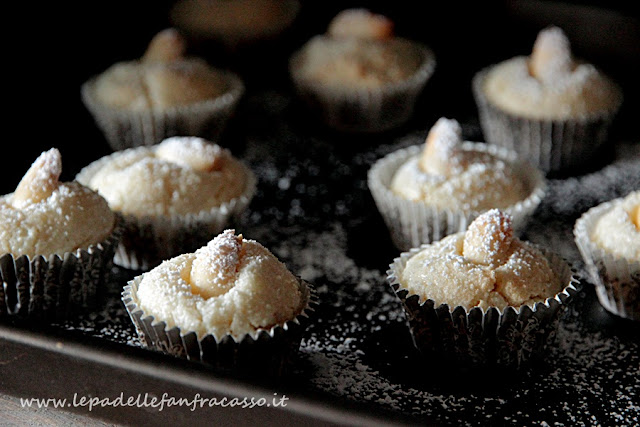 RICETTA AMARETTI