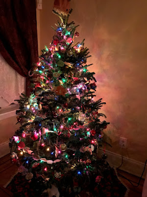 TBB asks holiday edition at Julie's Creative Lifestyle
