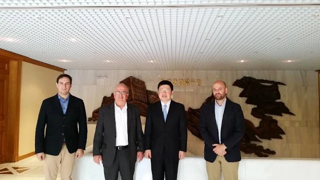 Με τον πρέσβη της Κίνας στην Ελλάδα συναντήθηκε ο Χρήστος Παγώνης (ΦΩΤΟ)
