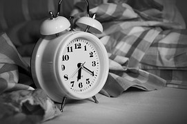 Cara agar bisa tidur cepat, cara mengatasi insomnia, Cara menjaga kualitas tidur, Tips Kesehatan, tips mengatasi penyakit susah tidur, Mengatur tidur yang cukup, 