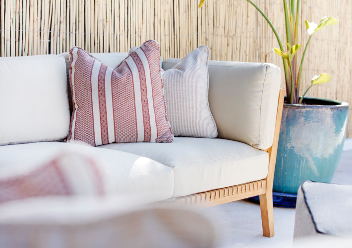 Blanco y madera en Mallorca