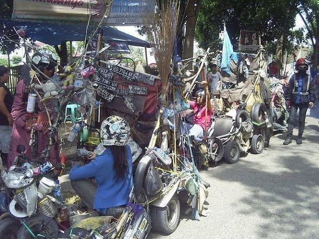 Bukti Kekreatifan Anak Vespa Indonesia dengan Modifikasi Bukti Kekreatifan Anak Vespa Indonesia dengan Modifikasi