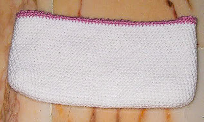 crocheted pouch with lining