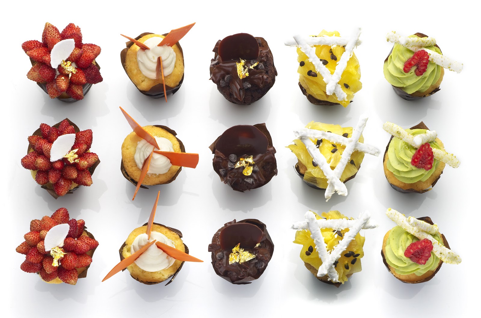 Beautiful Elegant And Pricey French Cupcakes beautiful-elegant-and-pricey-french-cupcakes