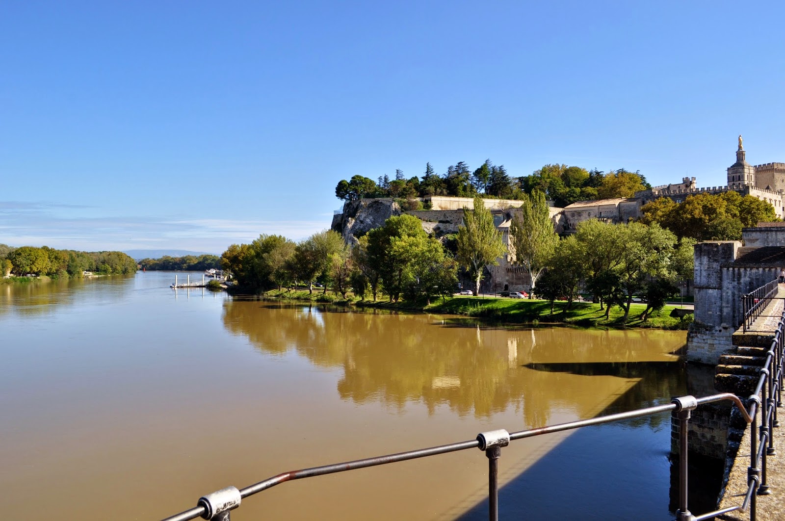 Our House in Provence, the Most Beautiful Region of France: Sur Le Pont ...