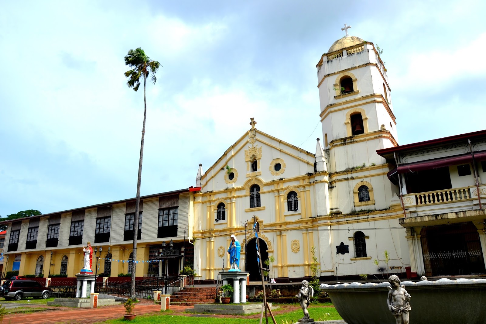 Quezon Sariaya Church