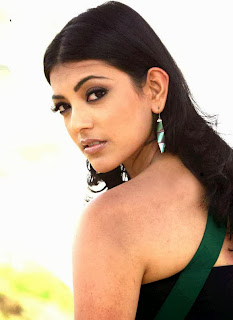 26-telugu-actress-kajal-agarwal-hot-stil