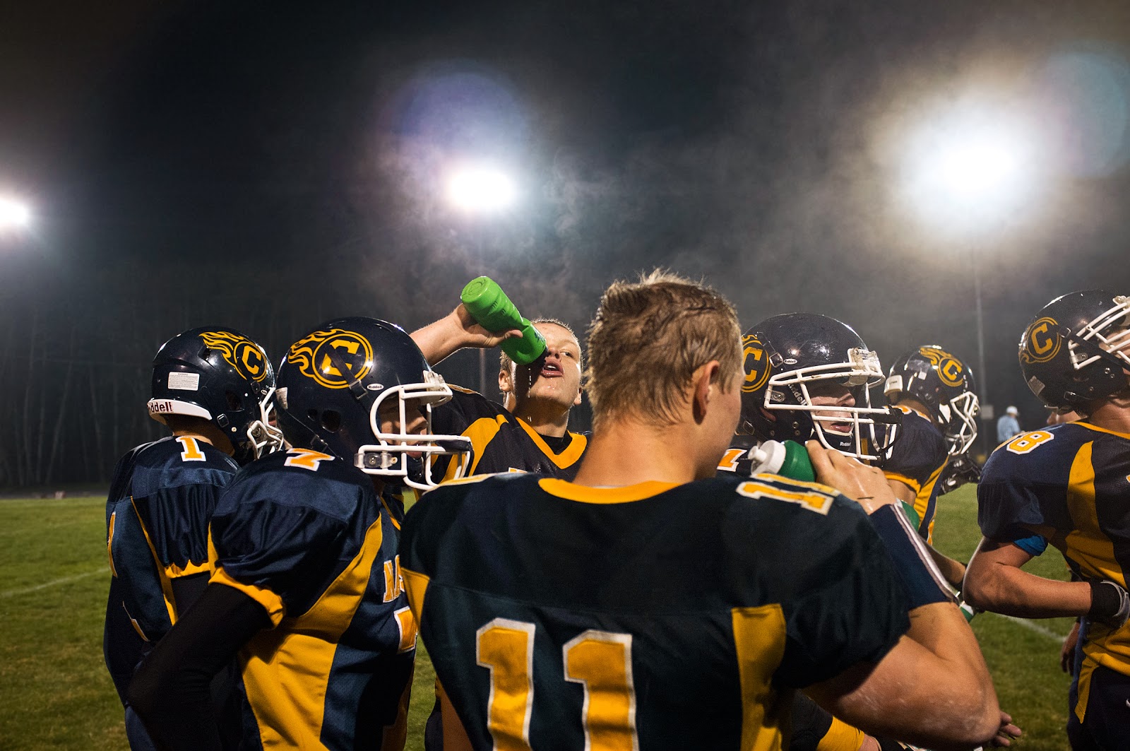 Picture Window photo blog Comets clinch crossover berth, Naselle, Wa.
