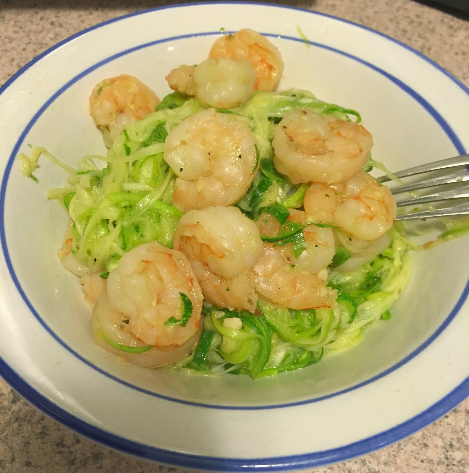 Skinny Shrimp Scampi with Zucchini Noodles 