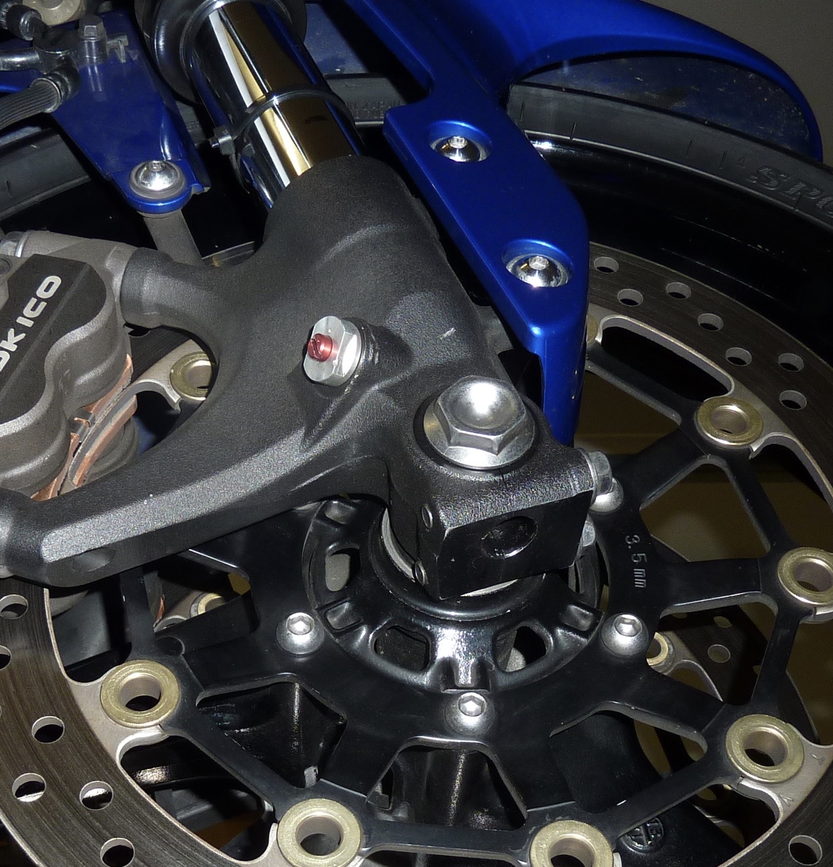 BikeTech7 Improving Your Motorcycle's Brakes... Cheaply.