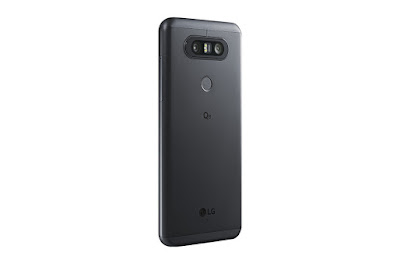 LG Q8 Smartphone