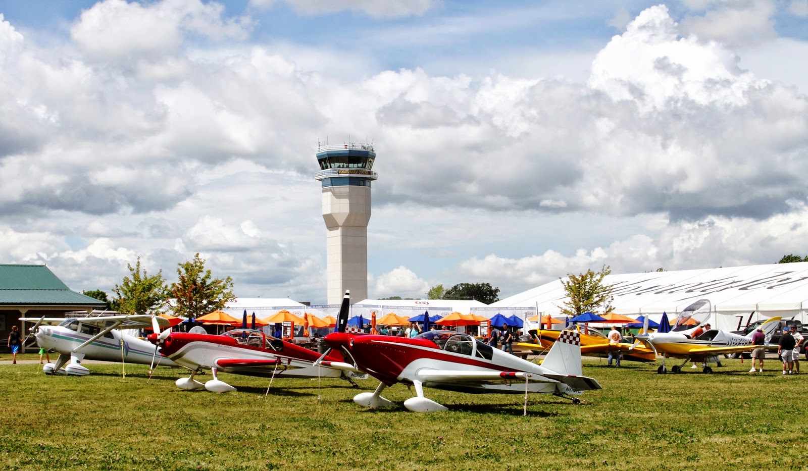 The Aero Experience EAA AirVenture Oshkosh 2014 Homebuilt, Light