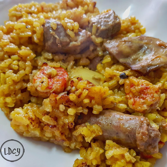 Arroz De Mar Y Montaña (carne Y Pescado)/ "sea And Mountain" (meat And Fish) Rice
