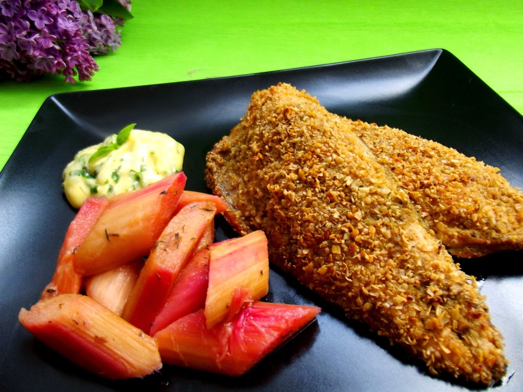 Peste in crusta reteta peste prajit File de macrou cu rubarba si sos de maioneza