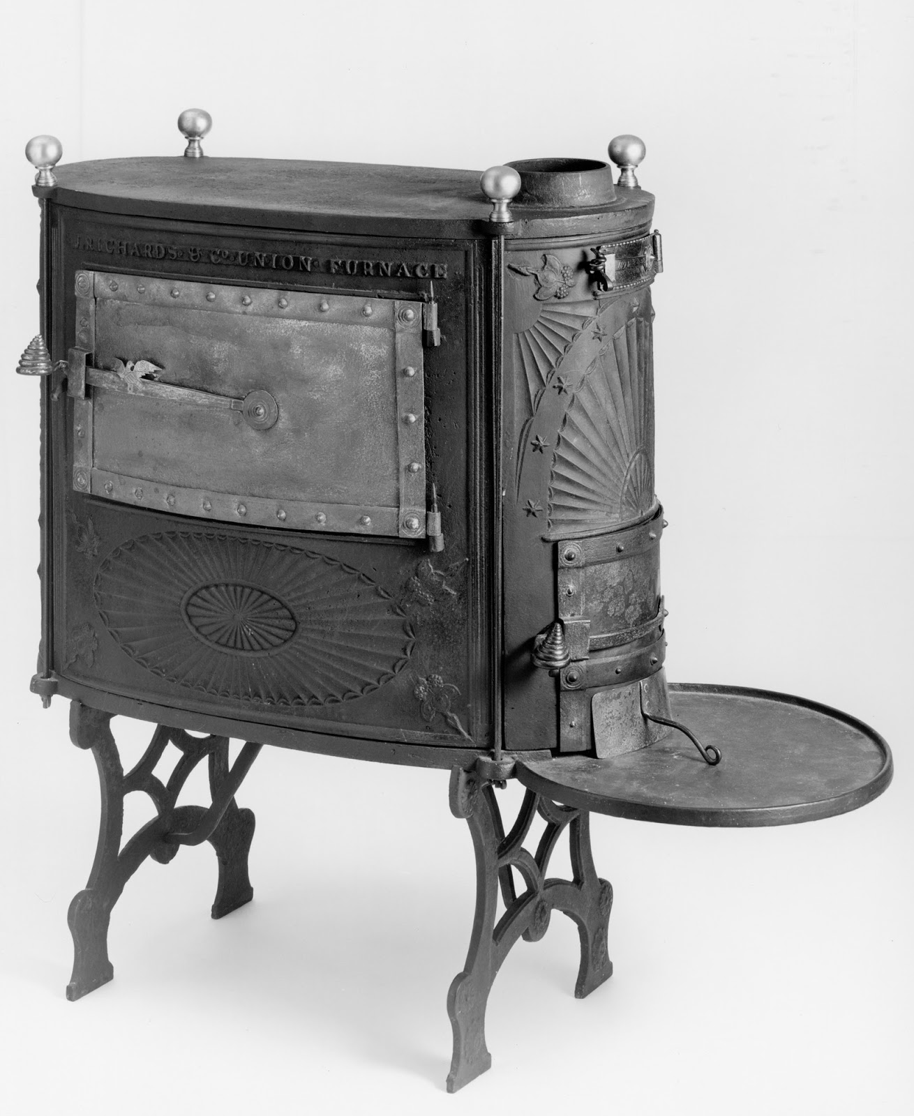 A Stove Less Ordinary A Collection of Stoves from American Museums, I