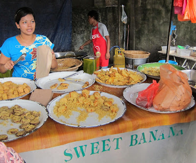 Banana Fritters @ Sweet Banana along Jalan Stulang Darat, Johor Bahru