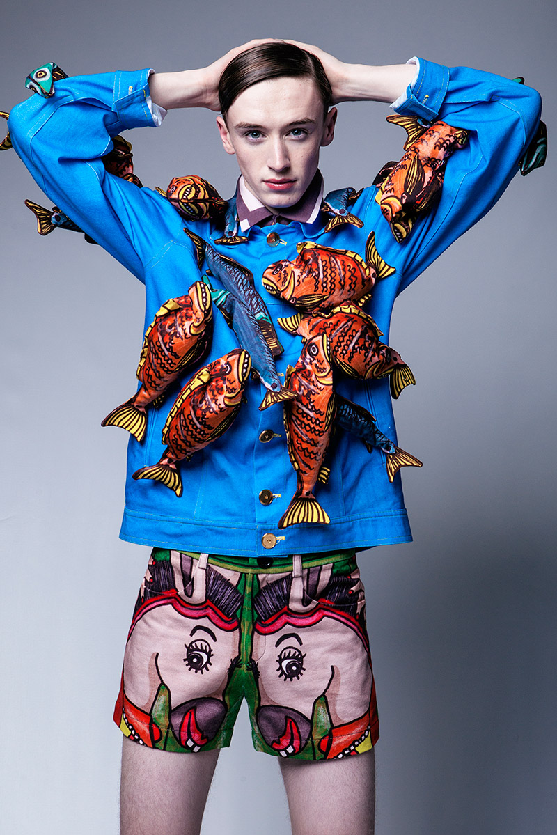 Сюрреалистические костюмы. Стиль авангард концептуализм одежде. Сюрреализм в одежде. Платье в стиле постмодерн. Необычные наряды.