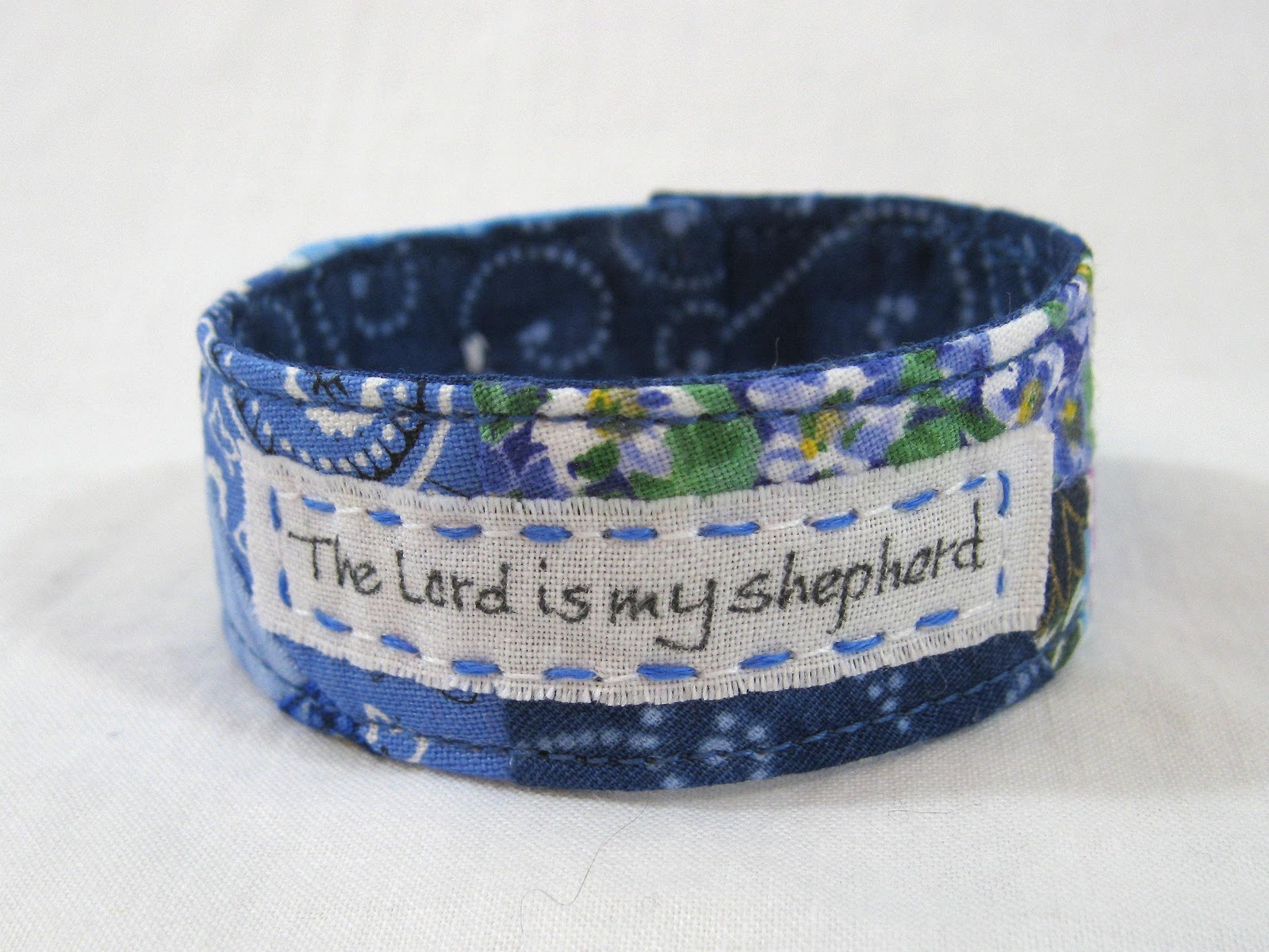 Leslie's Art and Sew Scrappy Fabric Bracelet Tutorial