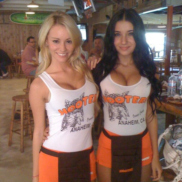 Too Hot For Facebook Veronique Ye Kya Chutiyapa Hai